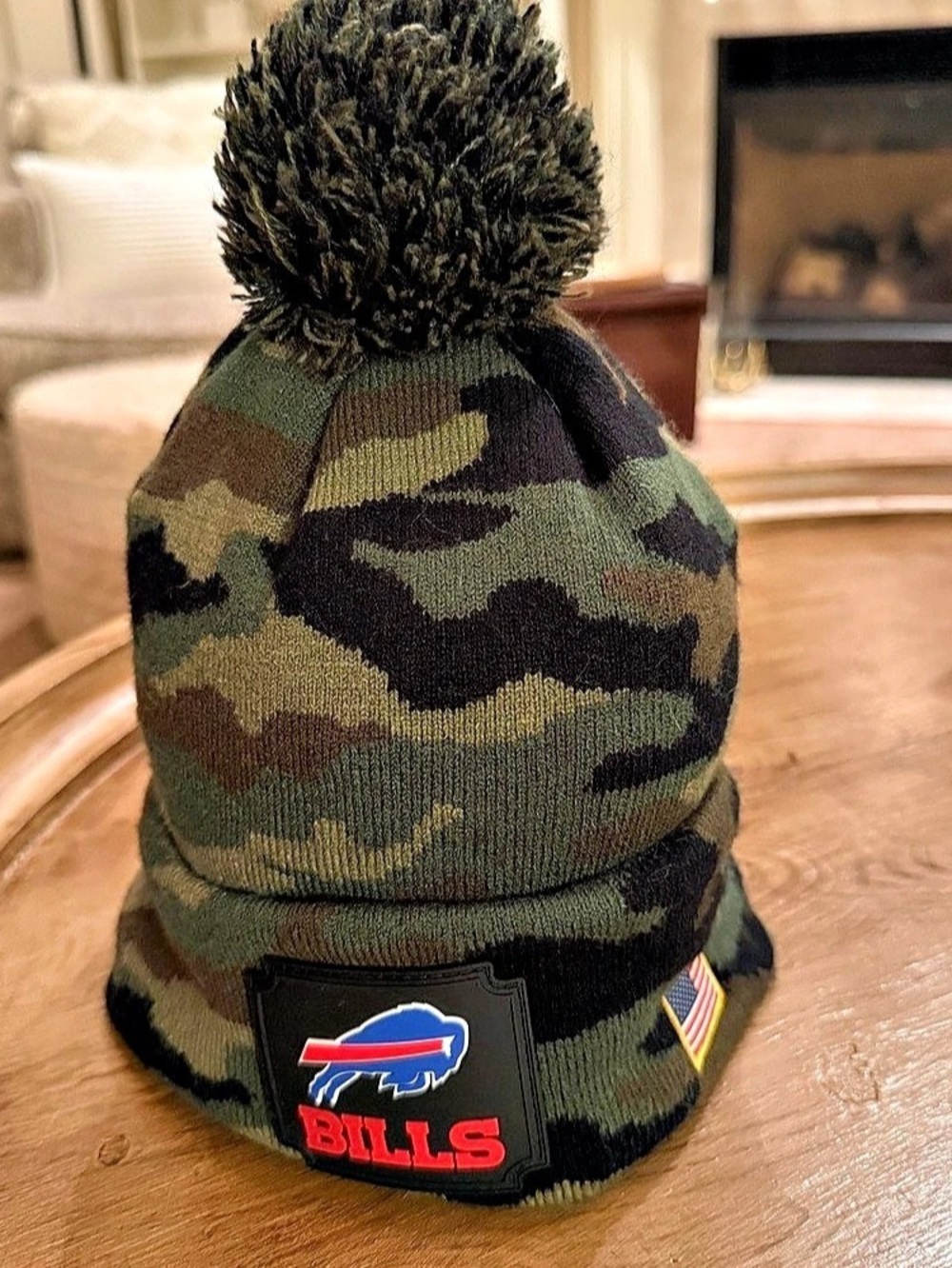 New Era Buffalo Bills NFL Salute to Service Cuffed Knit Hat
